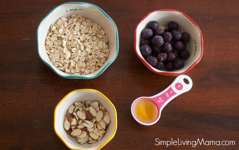 Blueberry oatmeal ingredients