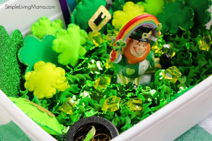 st. patrick's day sensory bin