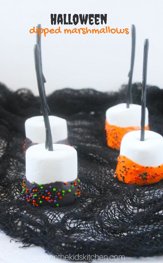 Halloween dipped marshmallows
